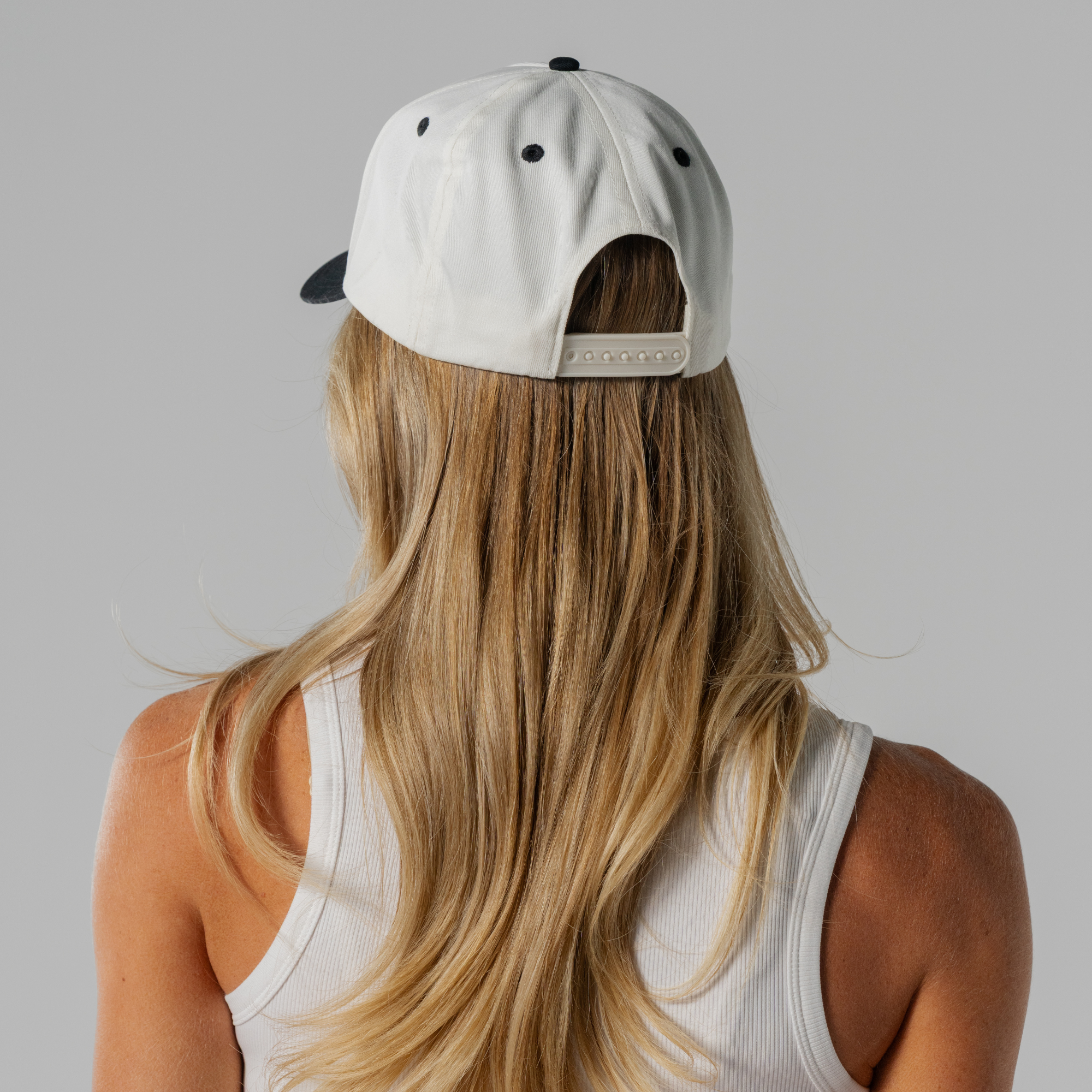 The HydroJug Hat