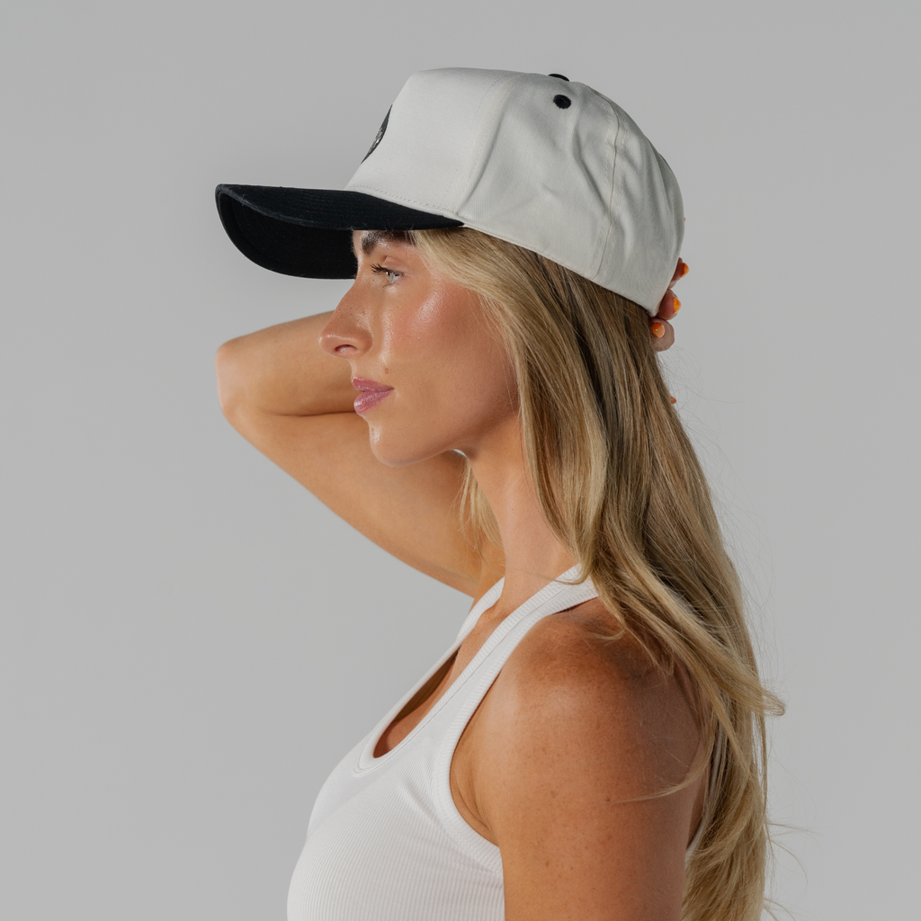The HydroJug Hat